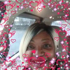 Meet your Posher, Edwina